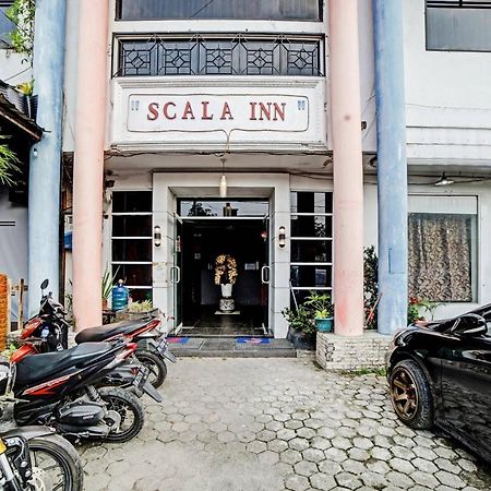 Oyo 90450 Sentra Inn Medan Luaran gambar